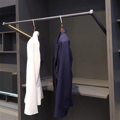Електрични штап за одећу у ормару
